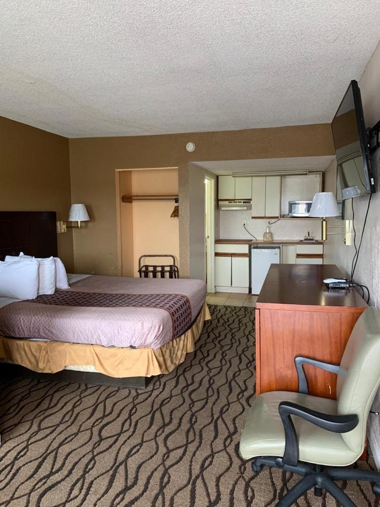 Zainee Inc Budgetel Inn And Suites Augusta Exterior foto