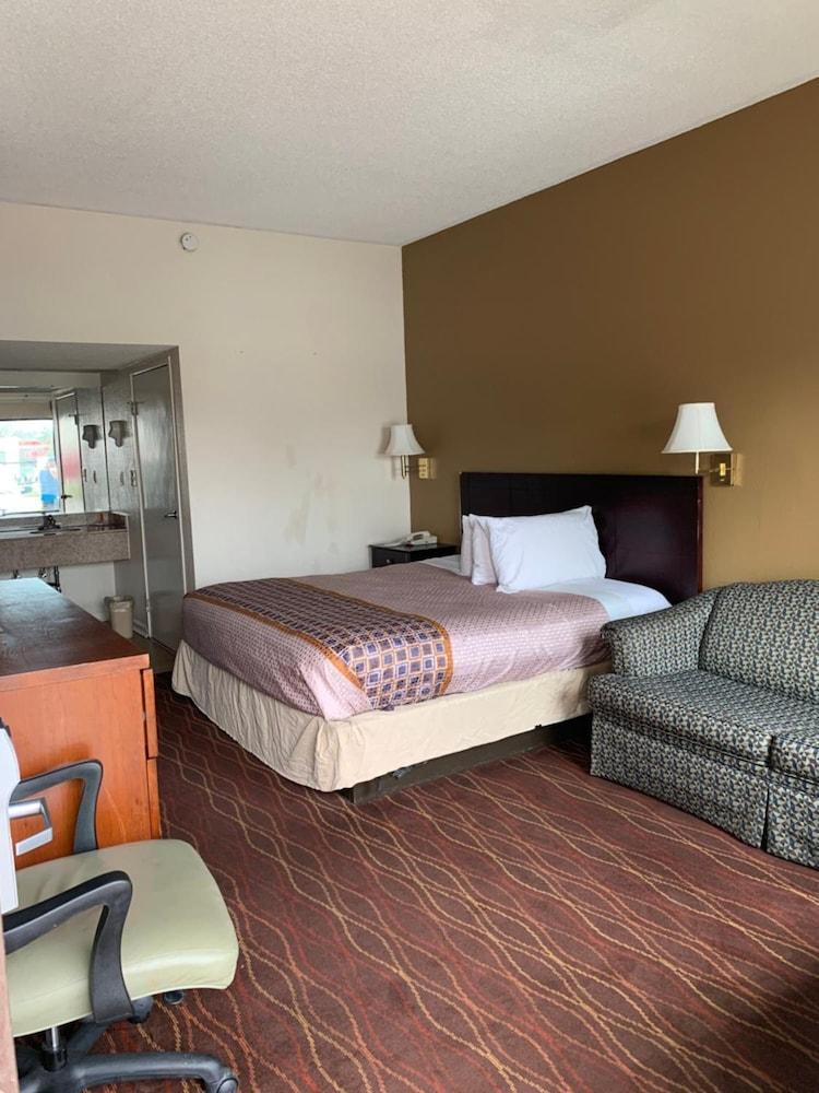 Zainee Inc Budgetel Inn And Suites Augusta Exterior foto